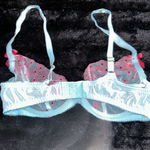 Bra - Picture 3 of 4